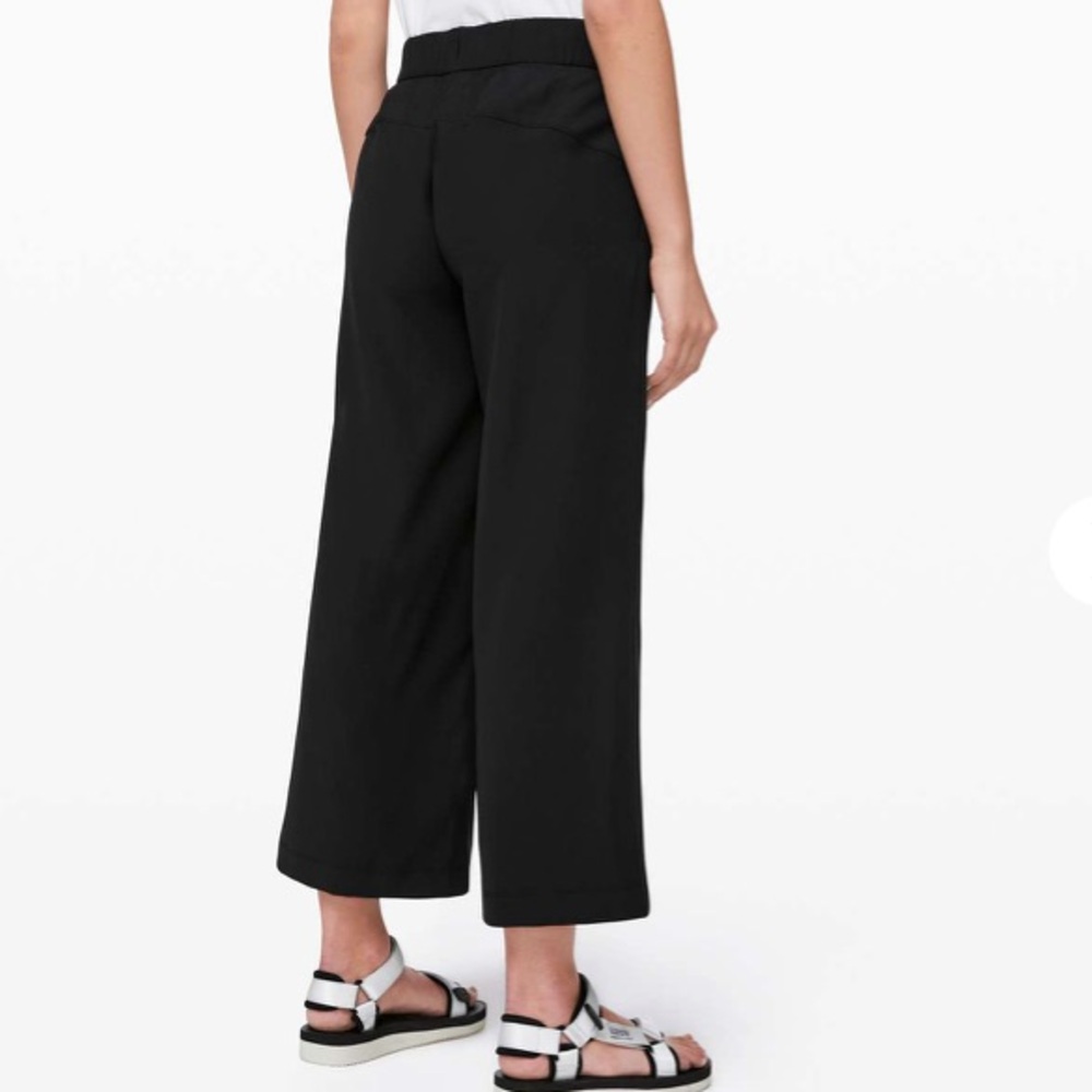 Lululemon On The Fly Pants - Picture 5 of 14